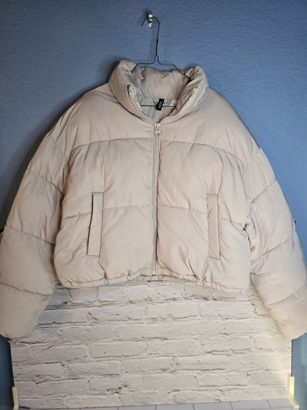 H&M Divided Cropped Puffer Jacket - Pale Blush Sz M